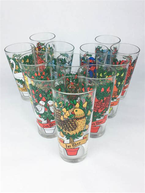 vintage christmas drinking glasses